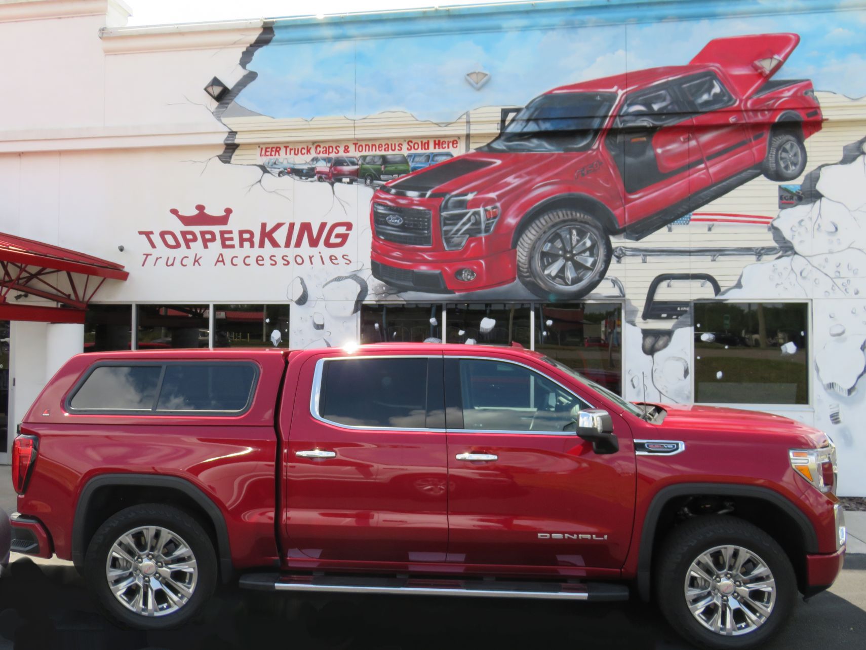 2019 GMC Sierra with LEER 100XR, Running boards, Chrome, Hitch, Tint by TopperKING Brandon 813-689-2449 or Clearwater FL 727-530-9066. Call!