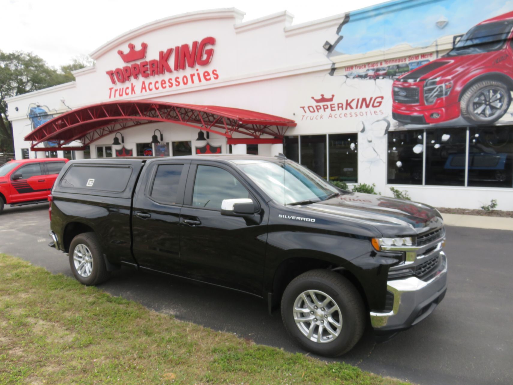 2020 Chevy Silverado LEER 100RCC with Hitch, Bedliner, and Tint by TopperKING in Brandon, FL 813-689-2449 or Clearwater, FL 727-530-9066. Call today!